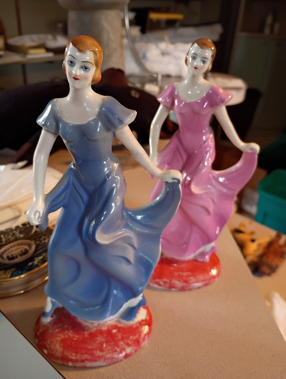 DECO STYLE FIGURINES LADIES DANCING BY HINODE (japan)